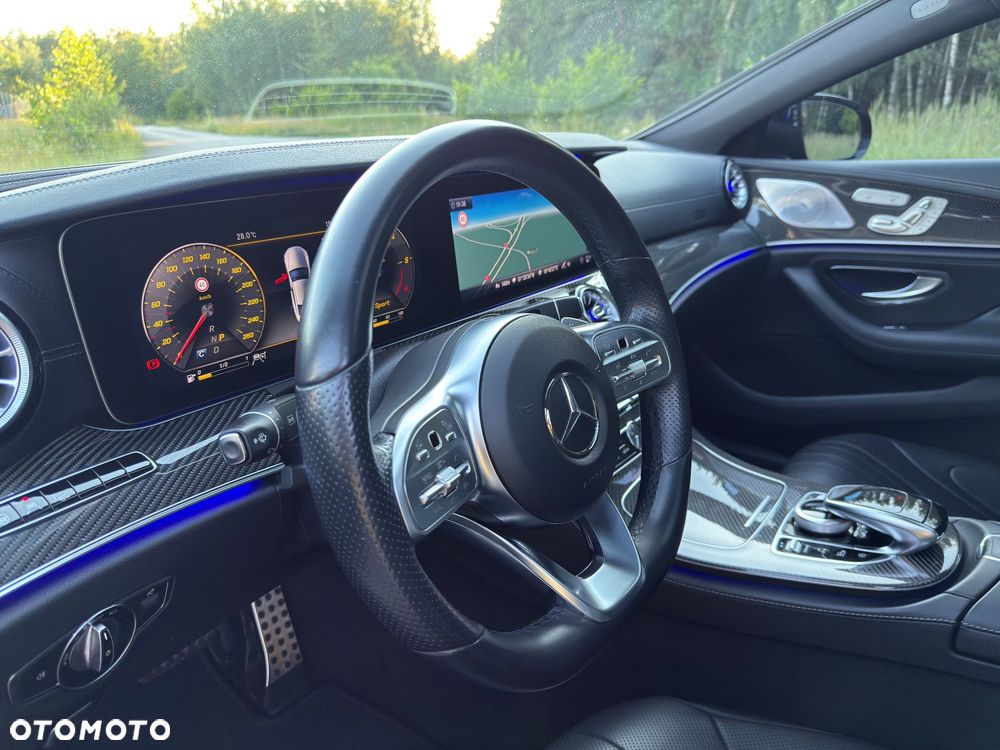 Mercedes-Benz CLS - 32