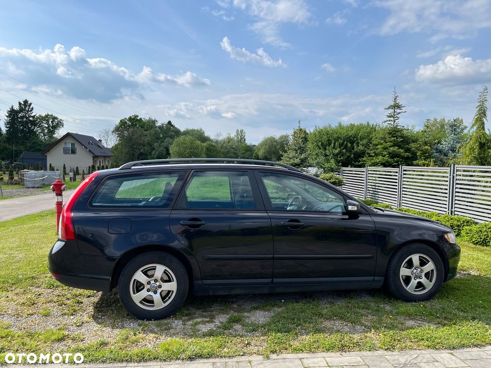 Volvo V50 1.6D DPF DRIVe - 9