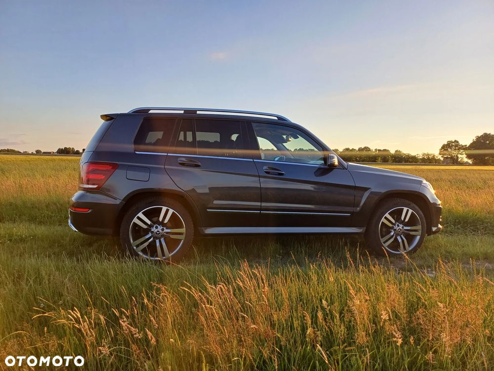 Mercedes-Benz GLK 350 4Matic (BlueEFFICIENCY) 7G-TRONIC - 11