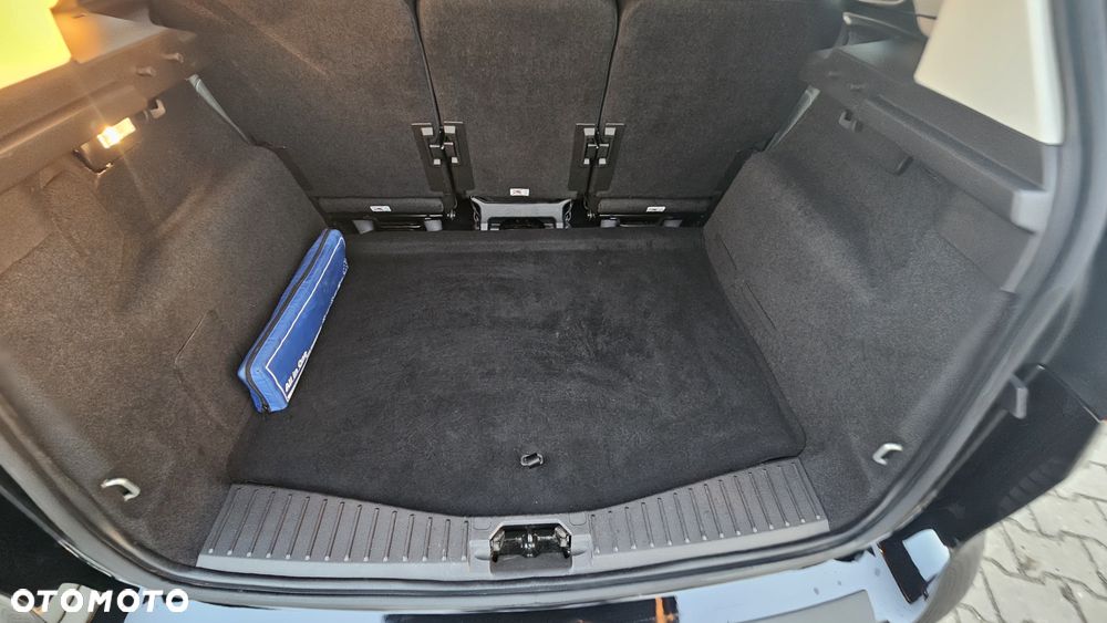 Ford C-MAX 1.5 EcoBoost Start-Stop-System Trend - 12