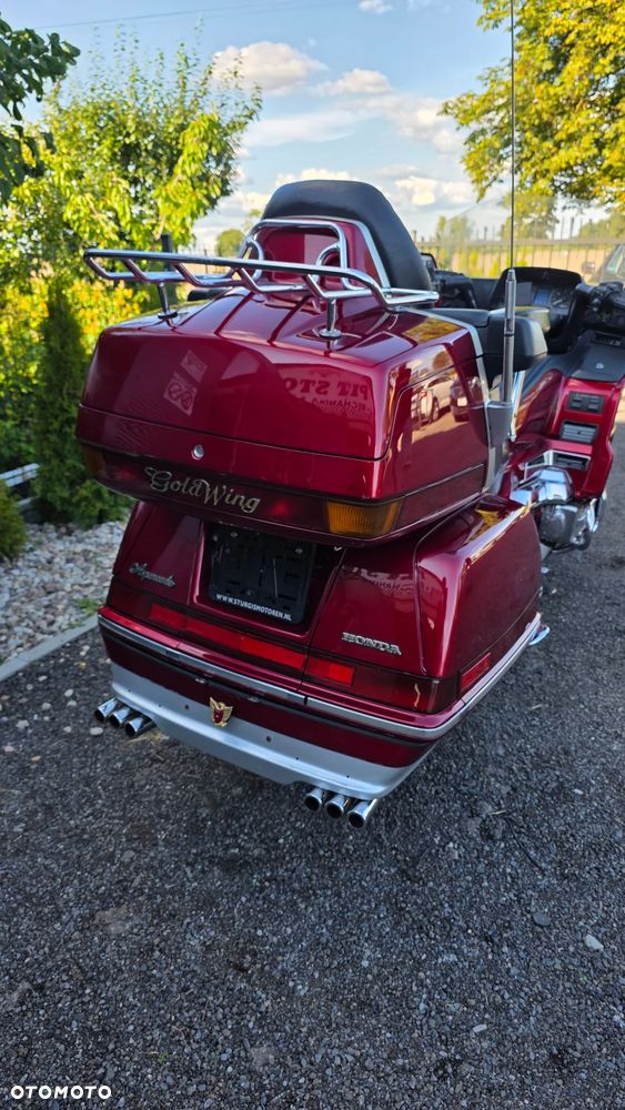 Honda GL - 12