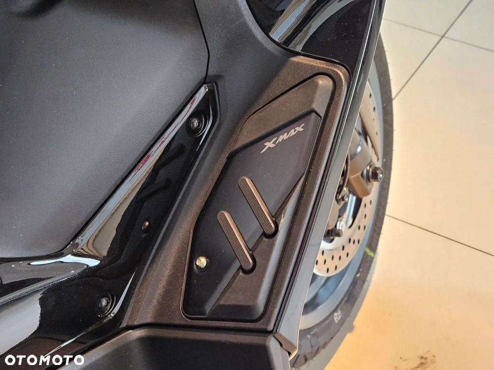 Yamaha X-max - 13
