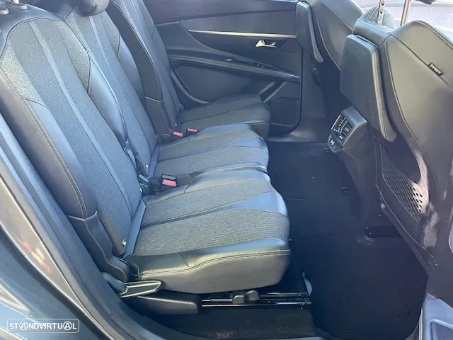 Peugeot 5008 1.5 BlueHDi GT Line EAT8 - 27