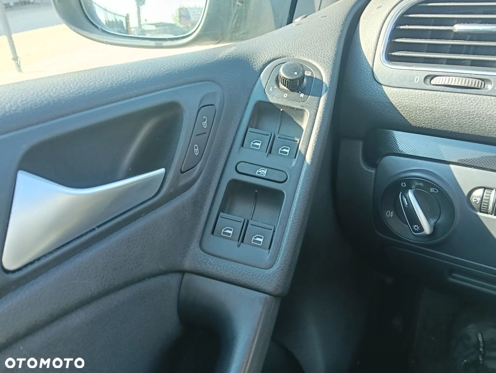 Volkswagen Golf 1.4 TSI Edition - 17