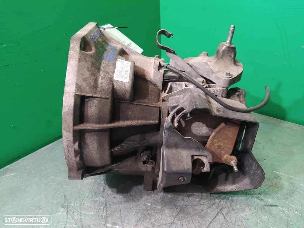 CAIXA VELOCIDADES FORD FIESTA V 2001 - 1