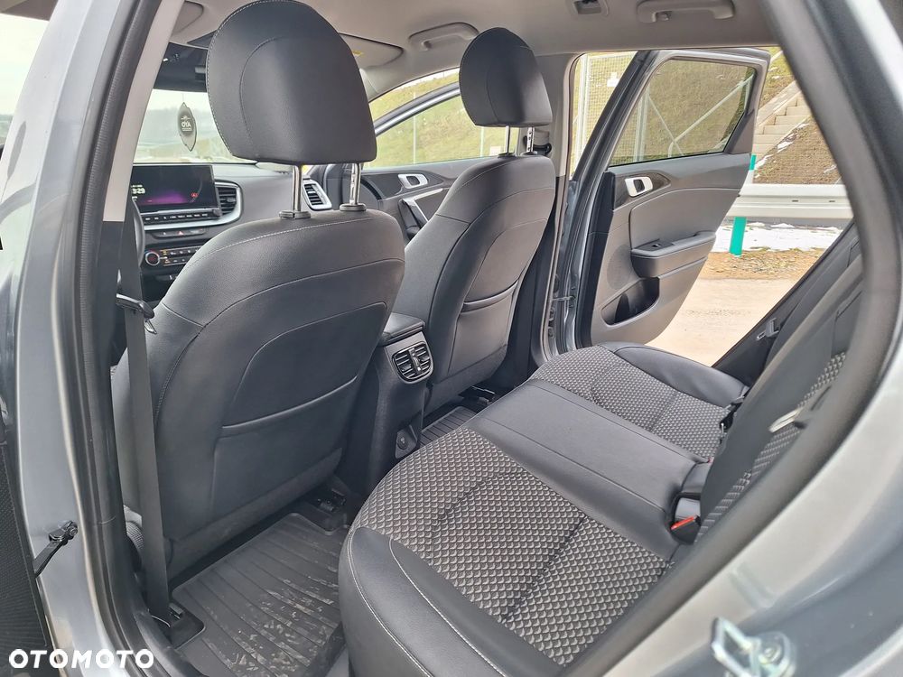 Kia Ceed 1.5 T-GDI Business Line DCT - 9