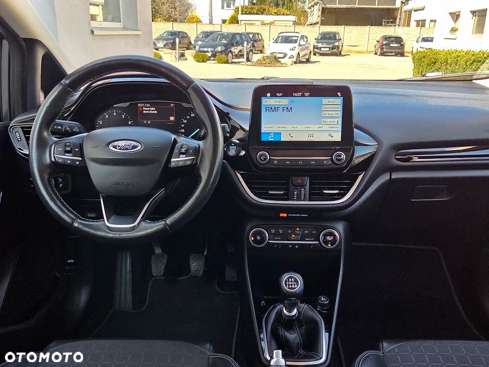 Ford Fiesta 1.0 EcoBoost S&S TITANIUM - 13