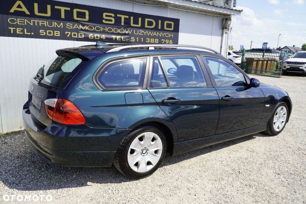 BMW Seria 3 320d DPF Edition Fleet Sport - 4