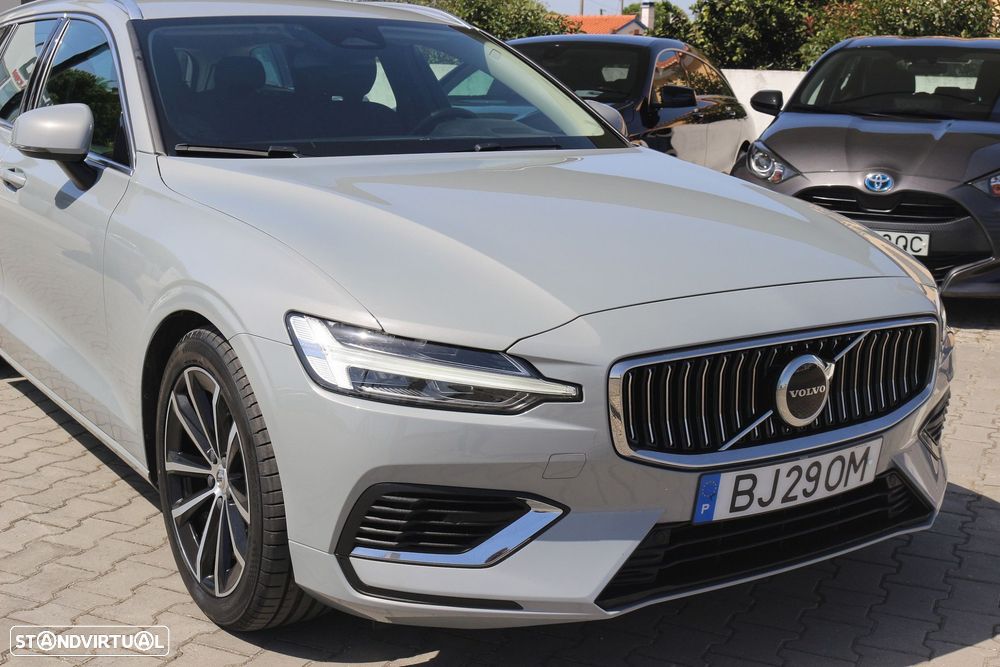 Volvo V60 2.0 T6 AWD TE Essential - 5