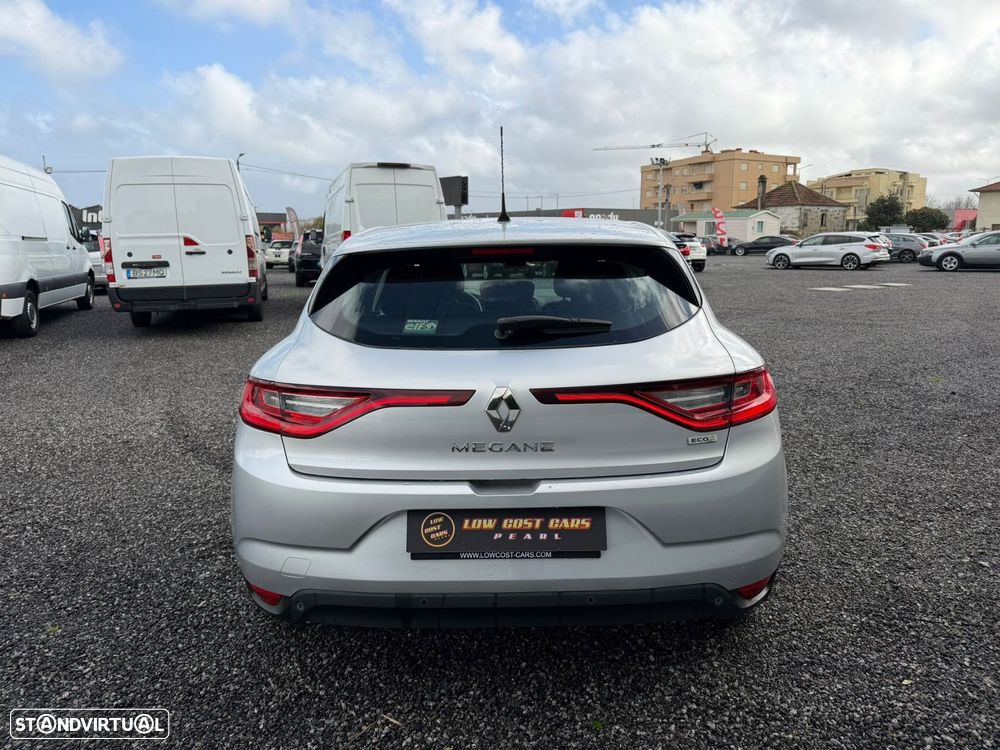 Renault Mégane 1.5 dCi Confort SS - 11