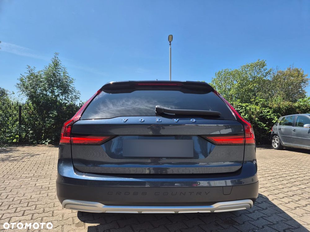 Volvo V90 Cross Country D5 AWD - 8