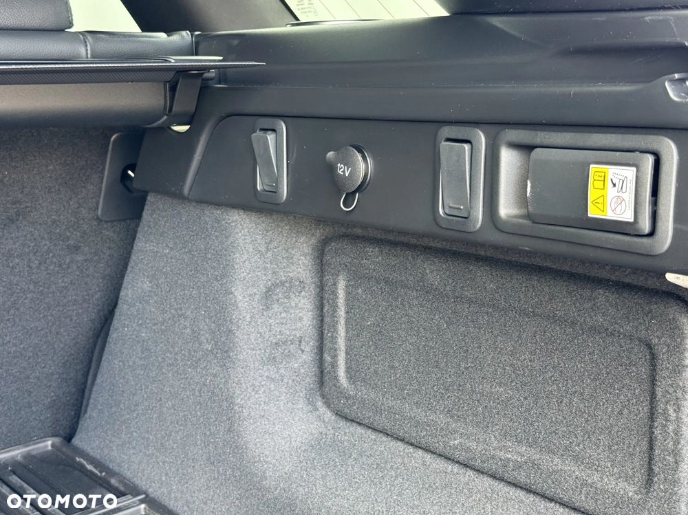 Land Rover Range Rover Velar D200 Dynamic SE - 15