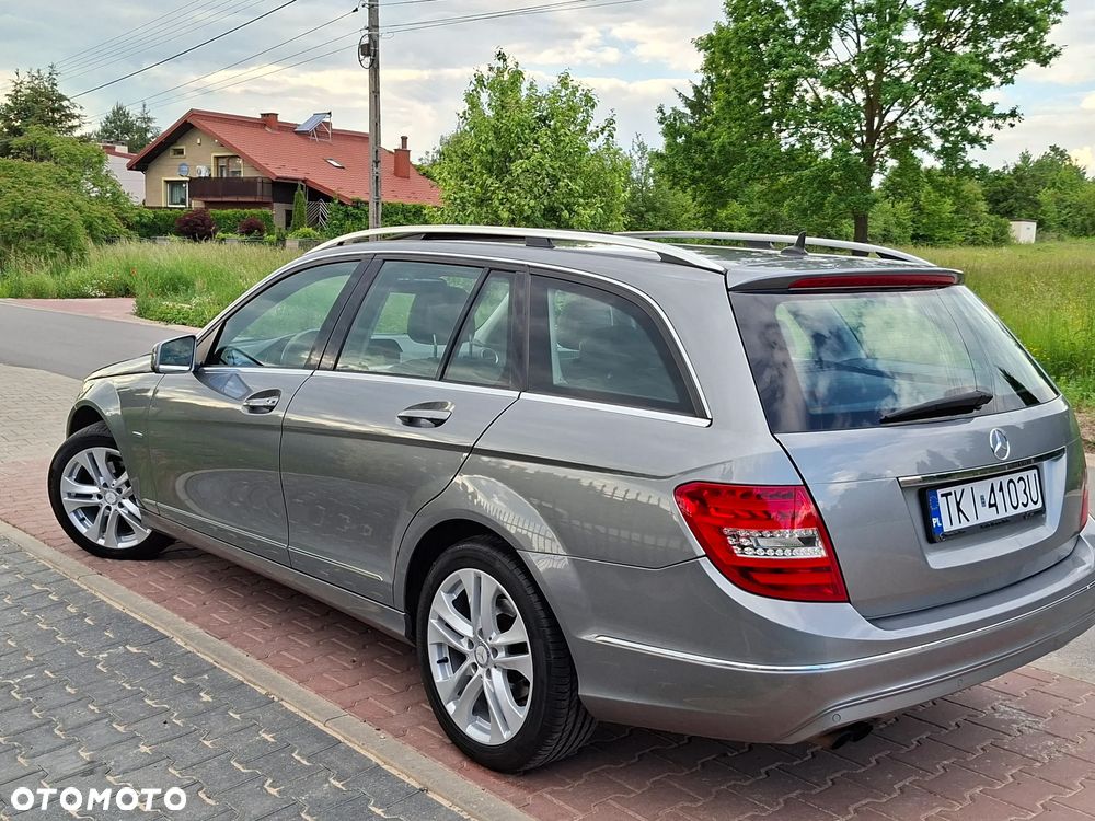 Mercedes-Benz Klasa C 180 CGI Automatik BlueEFFICIENCY Avantgarde - 13