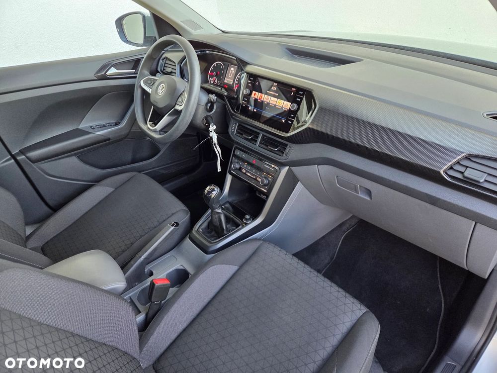 Volkswagen T-Cross - 10