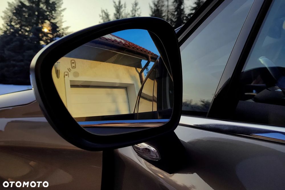 Citroën C4 PureTech 130 Stop & Start EAT6 Shine - 23