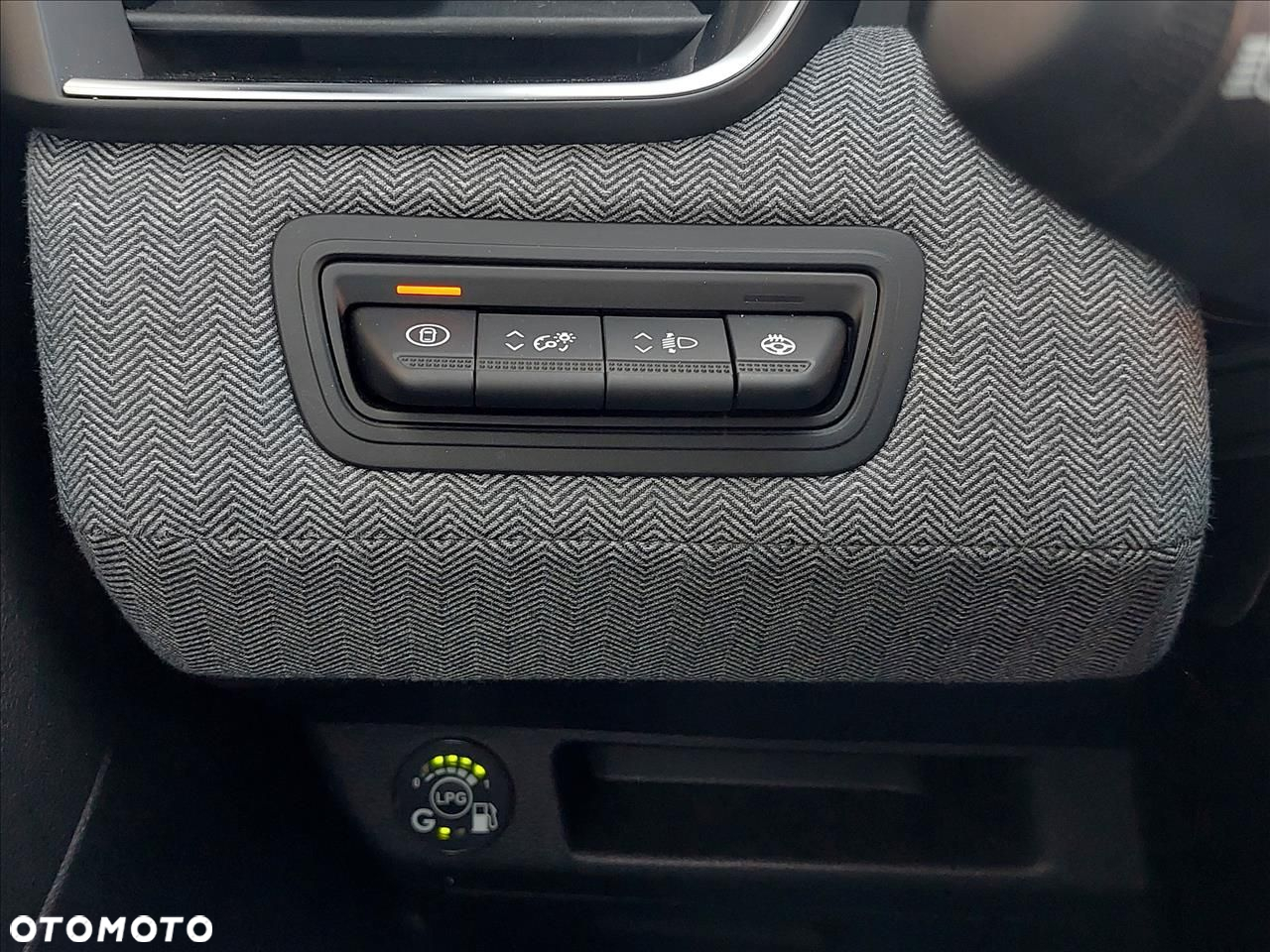 Renault Clio - 12
