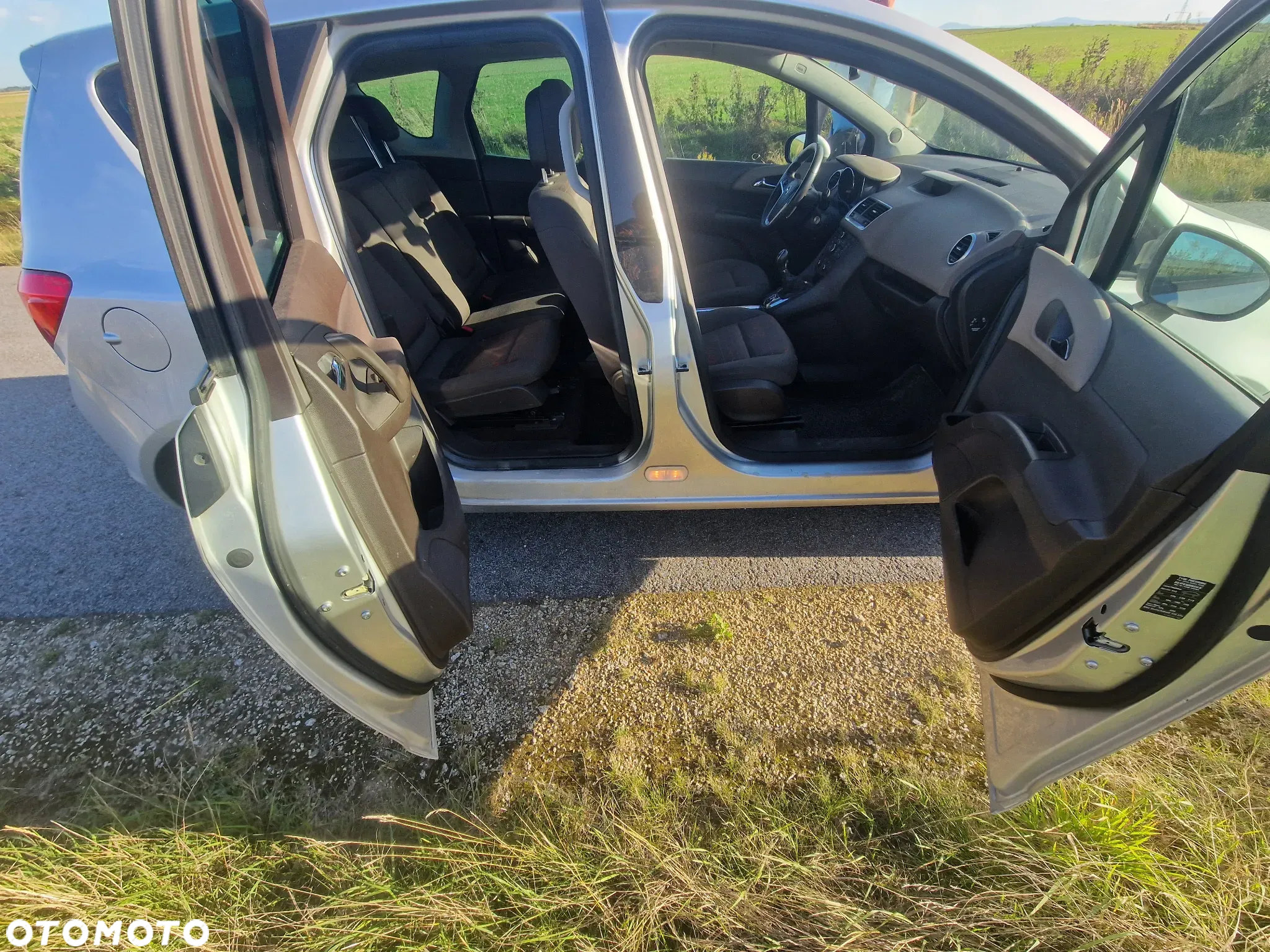 Opel Meriva 1.4 T Cosmo - 4