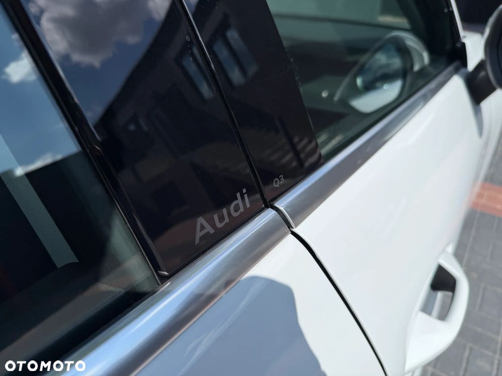 Audi Q3 35 TFSI S tronic - 13