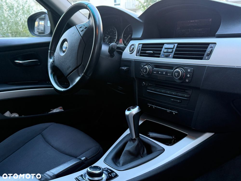 BMW Seria 3 - 18