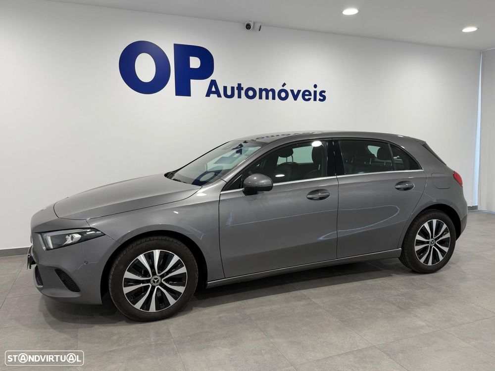 Mercedes-Benz A 250 e Style Plus - 2