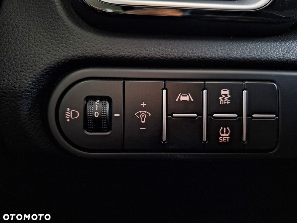 Kia Ceed 1.5 T-GDI Business Line - 36