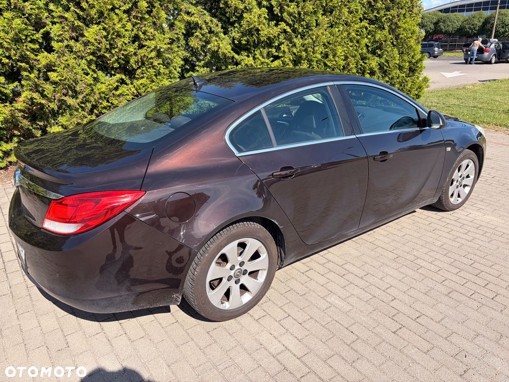Opel Insignia 1.8 - 4