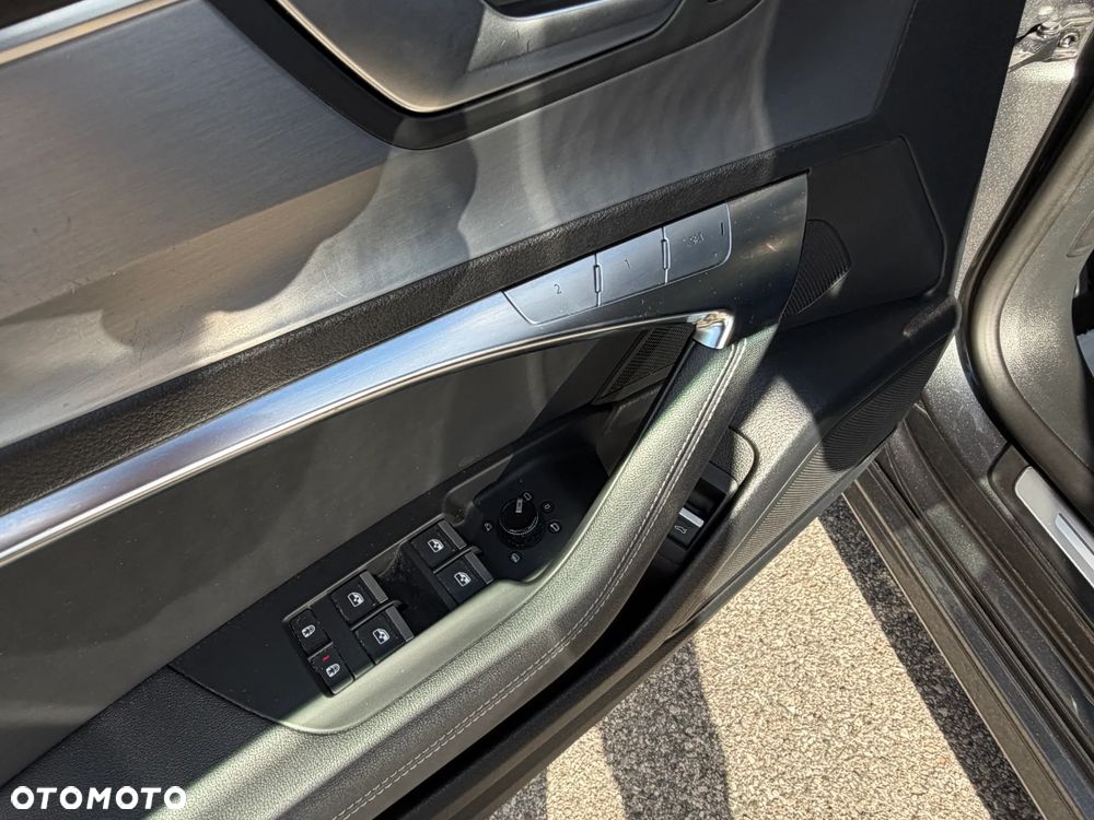 Audi A7 Sportback 55 TFSI e Quattro S tronic - 28