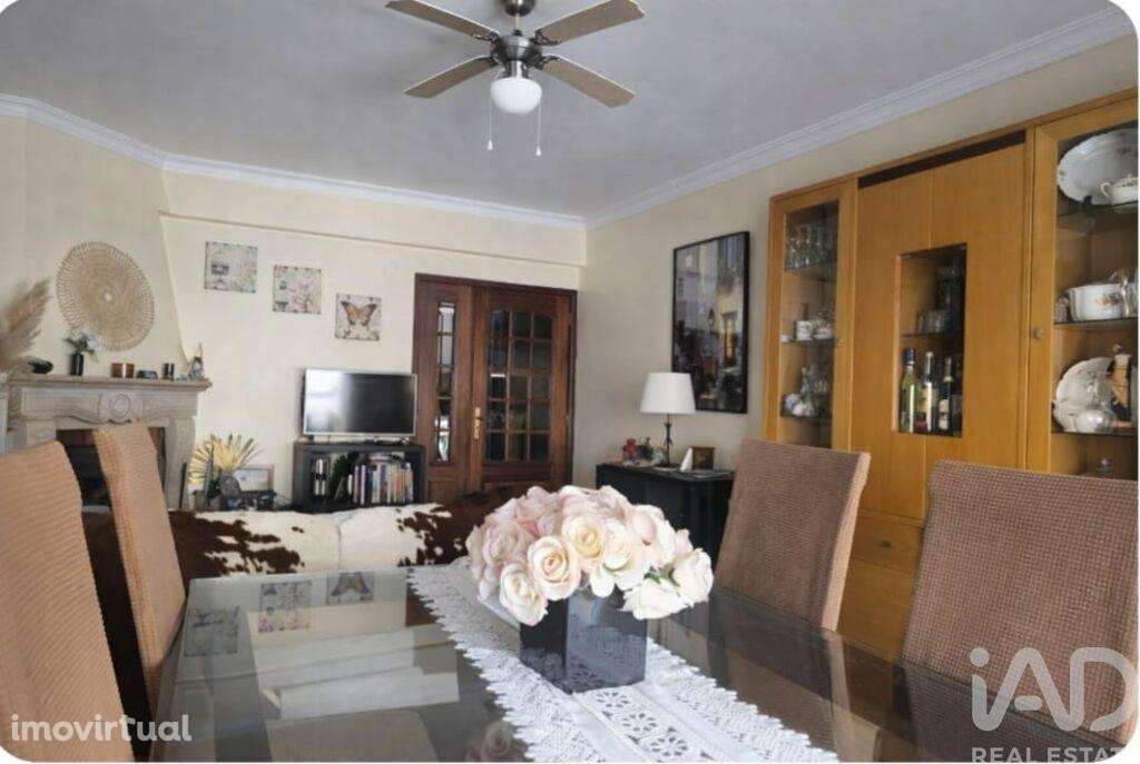 Apartamento T2 em Agualva e Mira-Sintra - Grande imagem: 3/11