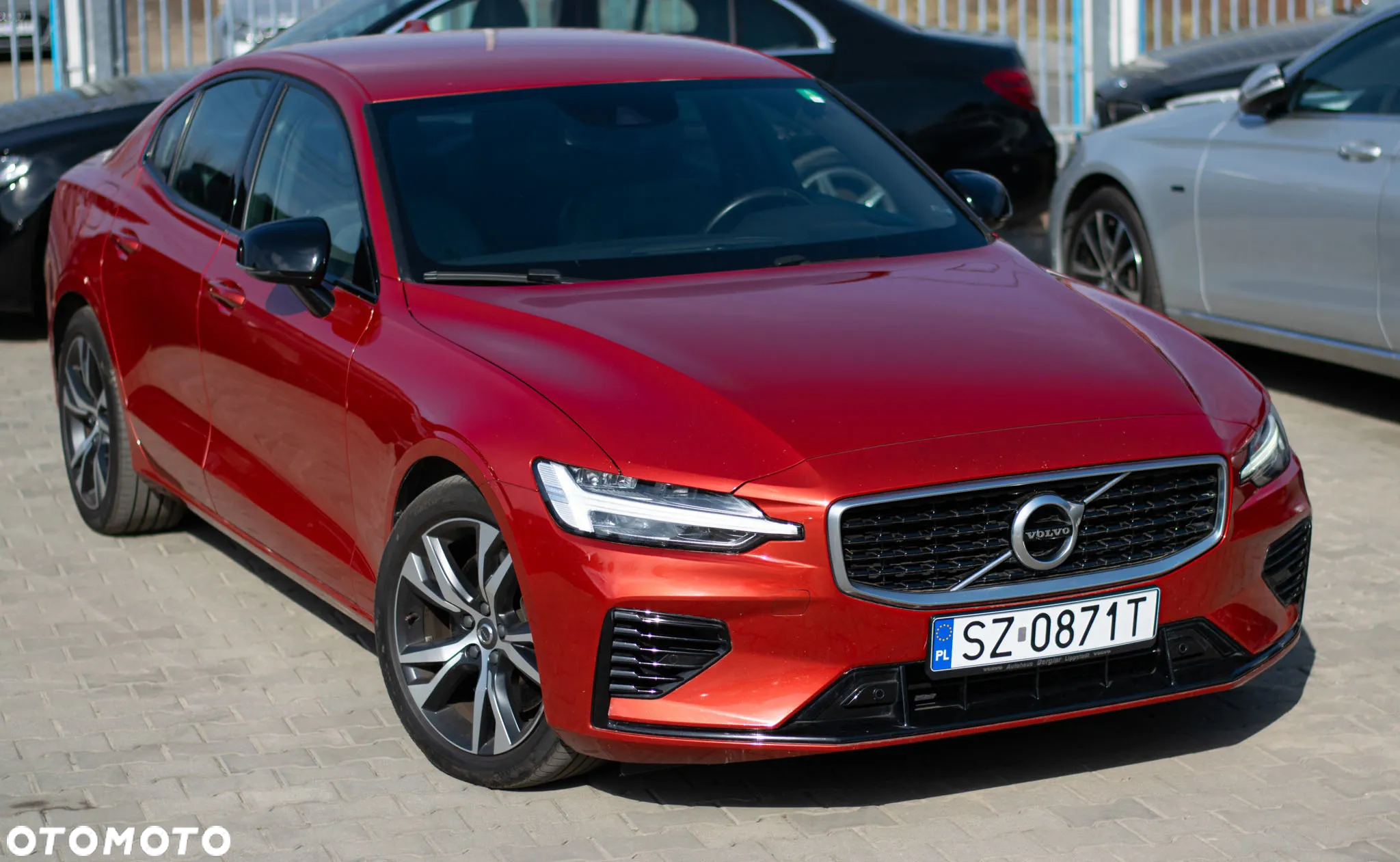 Volvo S60 T8 Recharge AWD Geartronic RDesign - 29