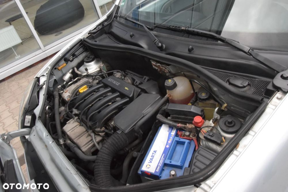 Renault Kangoo 1.6 16V Edition Campus - 12