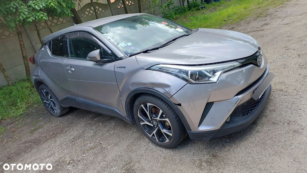 Toyota C-HR - 7