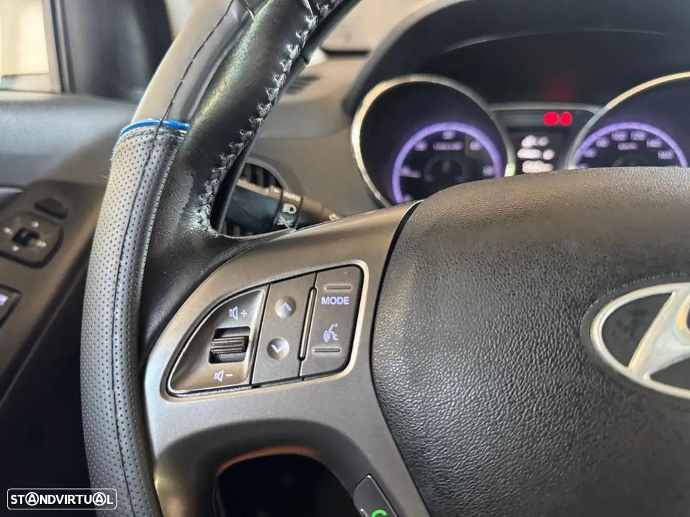 Hyundai ix35 - 13