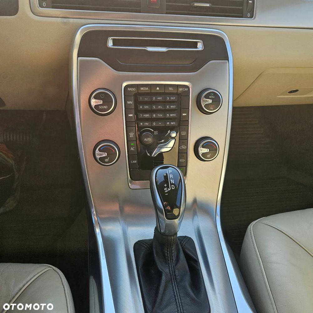 Volvo S80 - 20