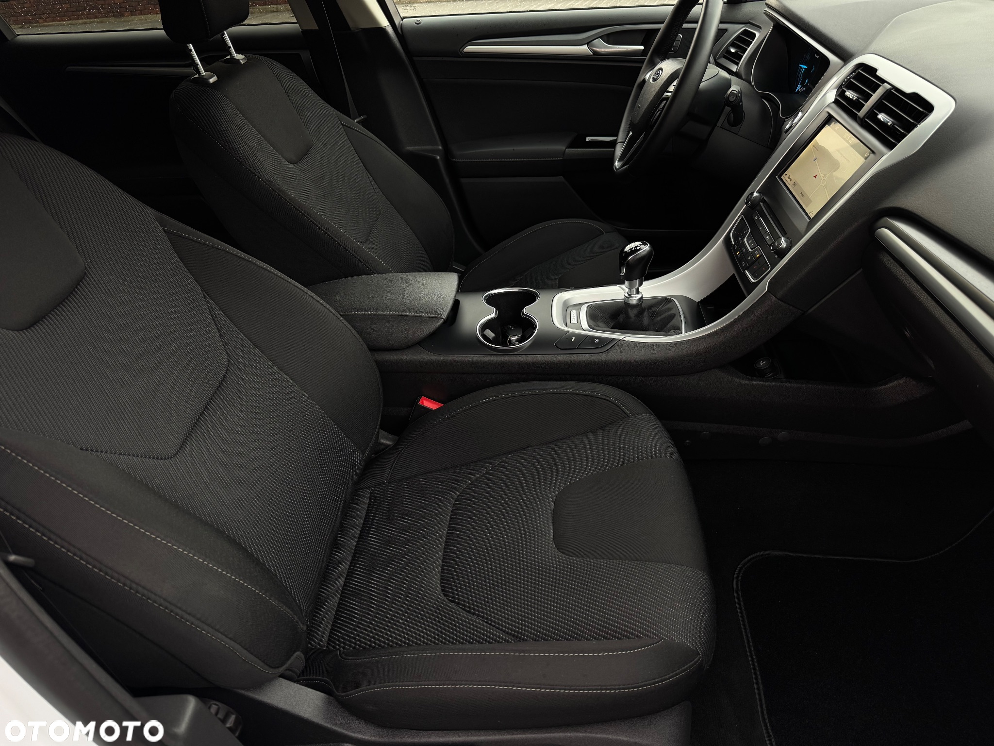 Ford Mondeo 2.0 TDCi Titanium - 19