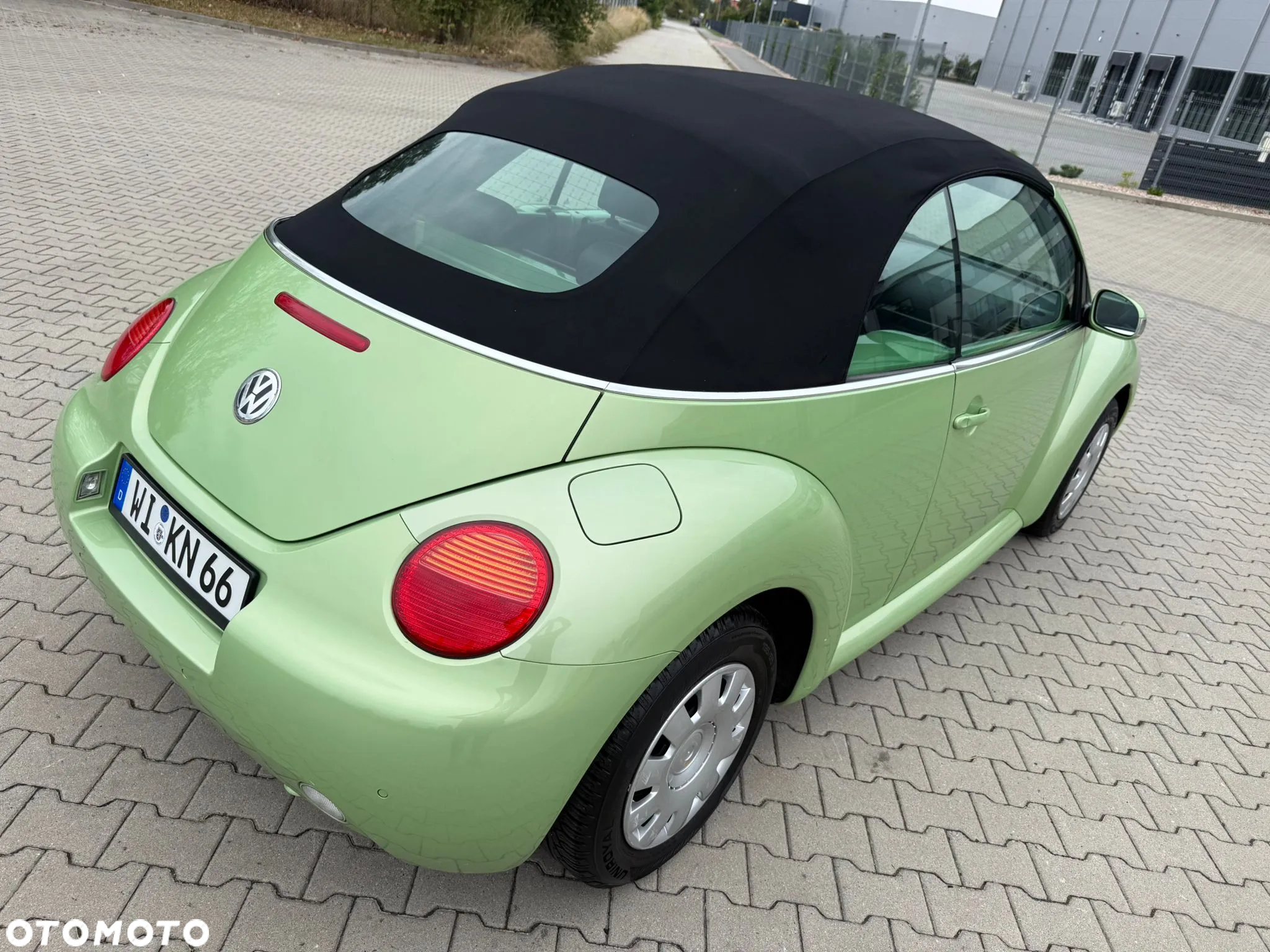 Volkswagen New Beetle Cabriolet 2.0 United - 7