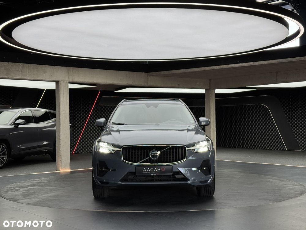 Volvo XC 60 B4 D AWD Momentum Pro - 9