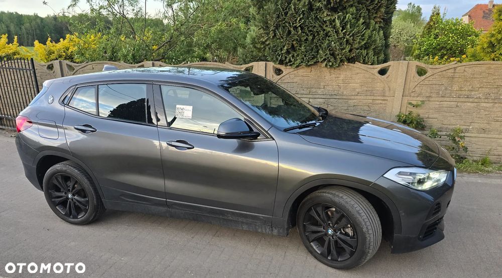 BMW X2 sDrive18d Edition M Mesh - 21