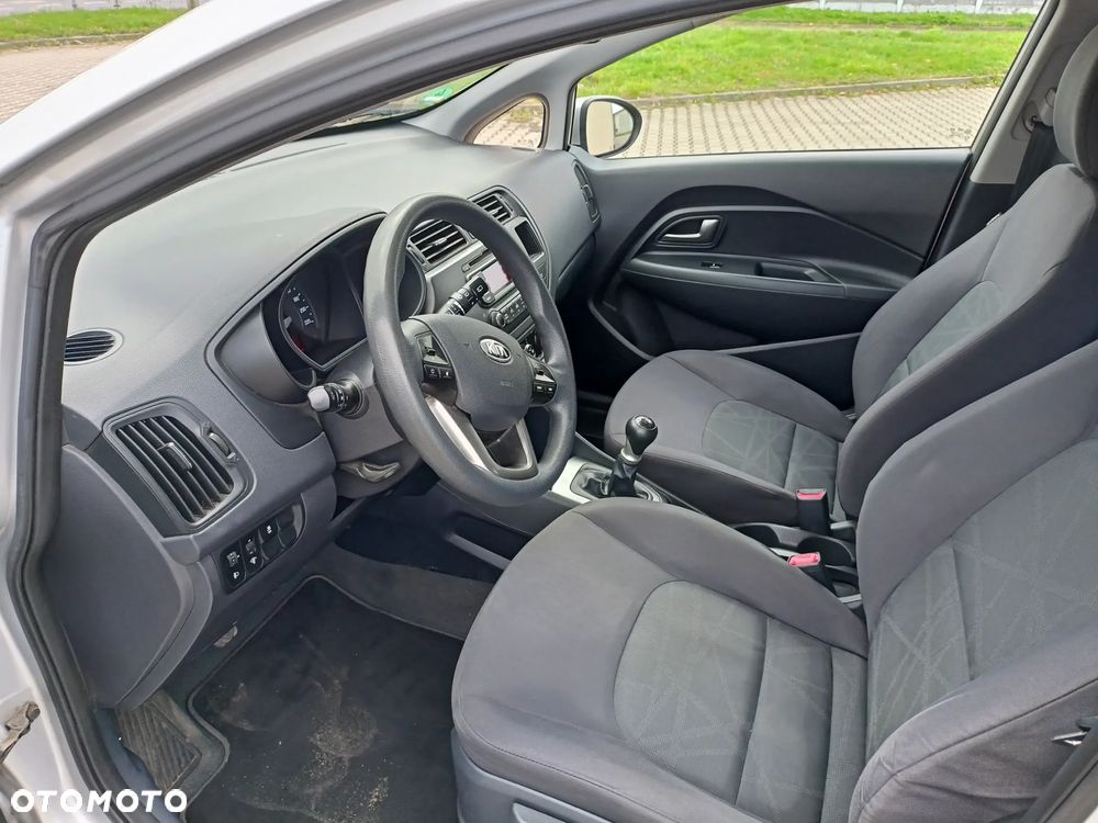 Kia Rio 1.2 Dream-Team Edition - 8