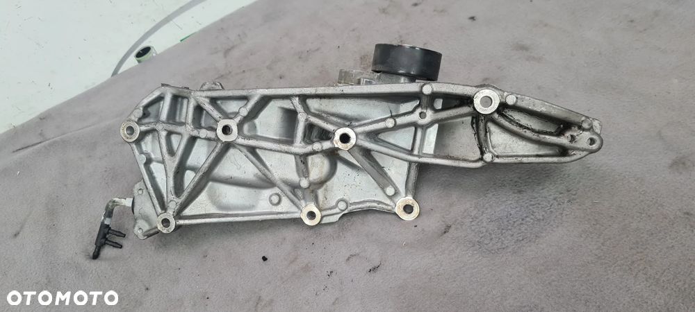 FORD EDGE ŁAPA WSPORNIK ALTERNATORA FORD 2.0TDCI  DS7Q-8D611-AH  DS7Q8D611AH - 3