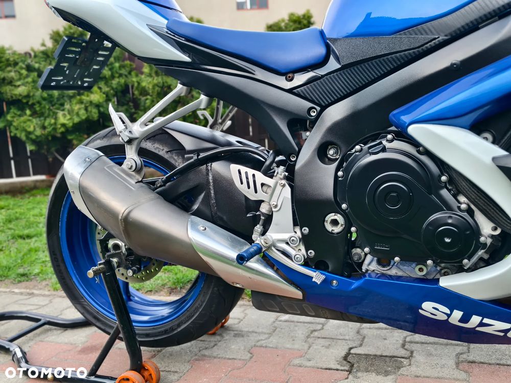 Suzuki GSX-R - 14