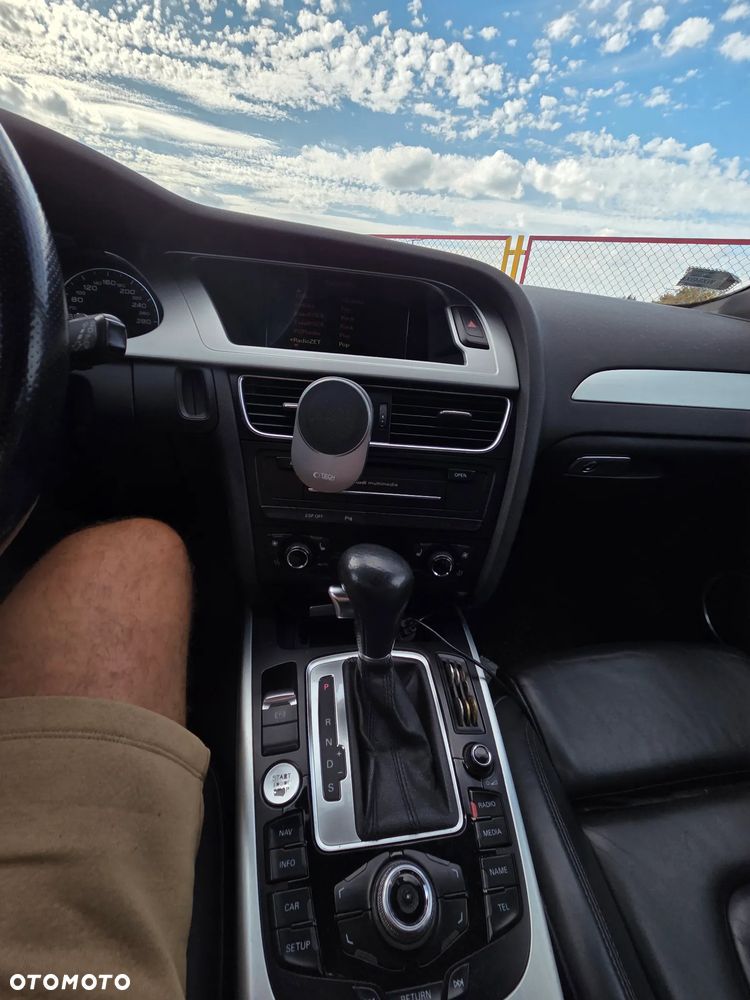 Audi A4 Avant 3.0 TDI DPF quattro tiptronic S line Sportpaket (plus) - 8