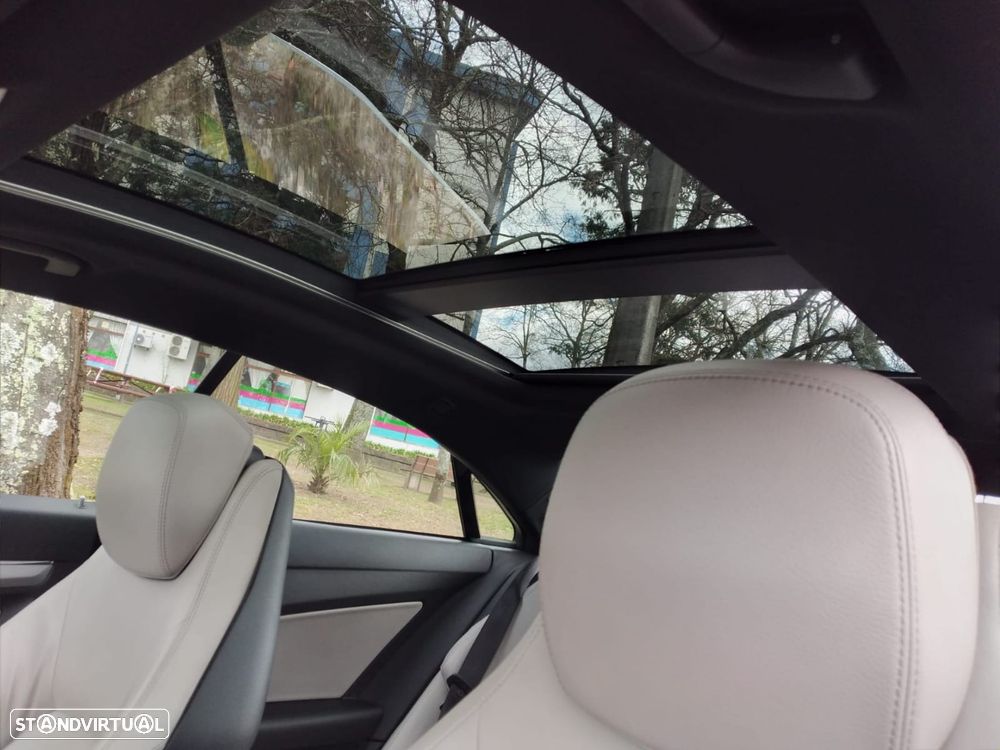 Mercedes-Benz E 220 CDi BlueEfficiency - 12