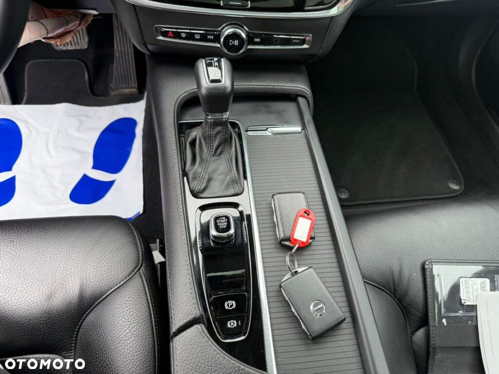 Volvo V90 D4 Geartronic Momentum - 10