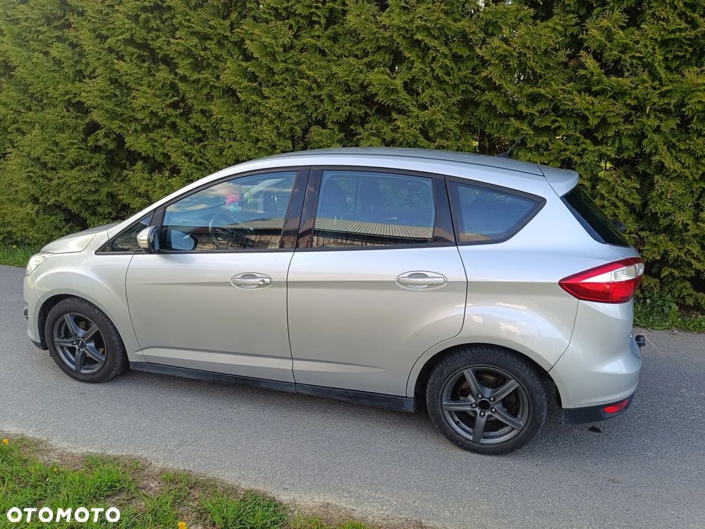 Ford C-MAX ver-1-6-tdci-start--stop--system-trend - 14