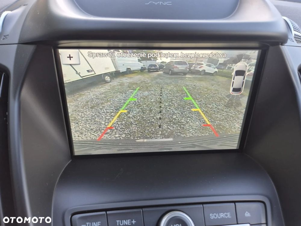Ford Kuga 1.5 EcoBoost 2x4 ST-Line - 18