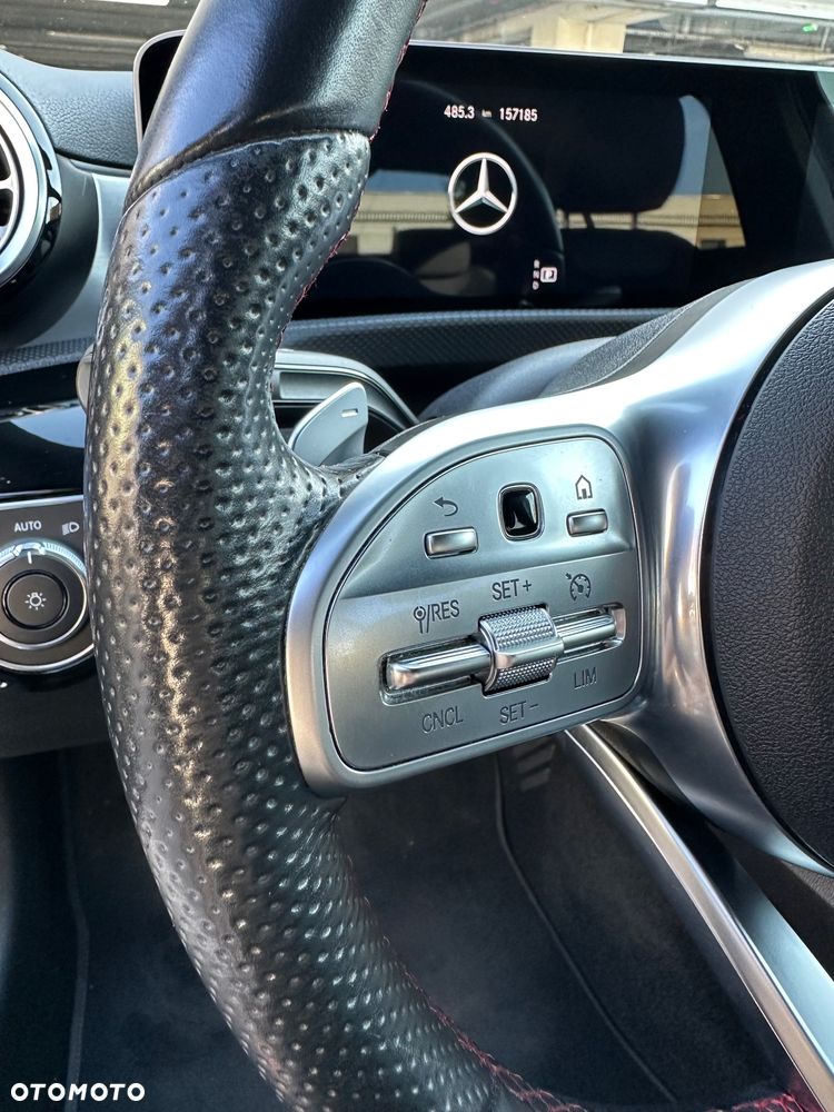 Mercedes-Benz Klasa A 180 7G-DCT Lim AMG Line Advanced Plus - 28