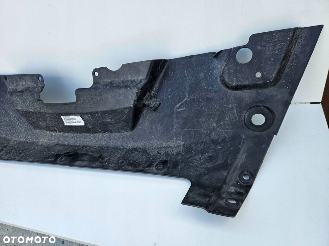 Jeep Cherokee KL Osłona maskownica pasa przedniego przód - 7