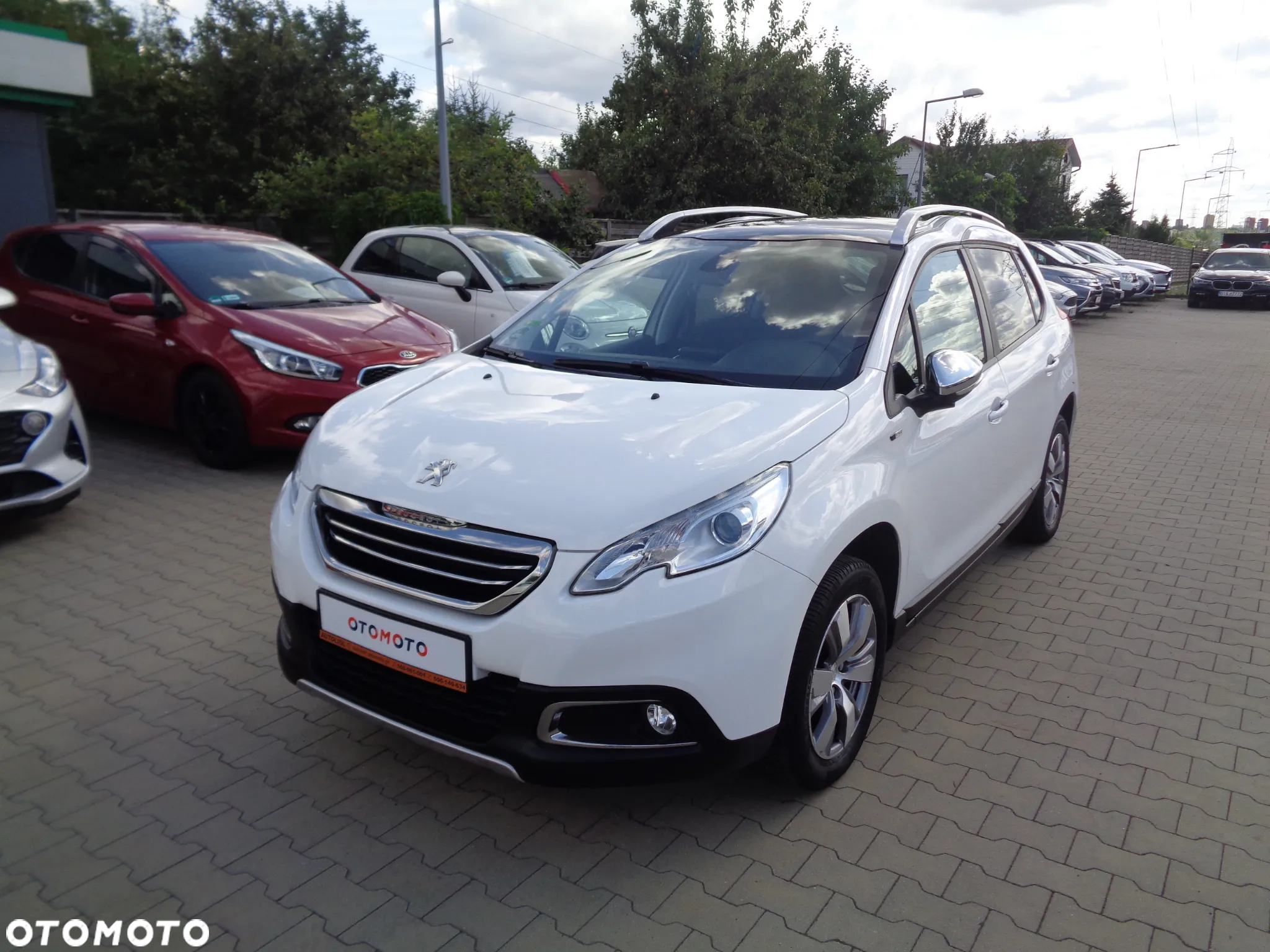 Peugeot 2008 1.2 Pure Tech Style - 2