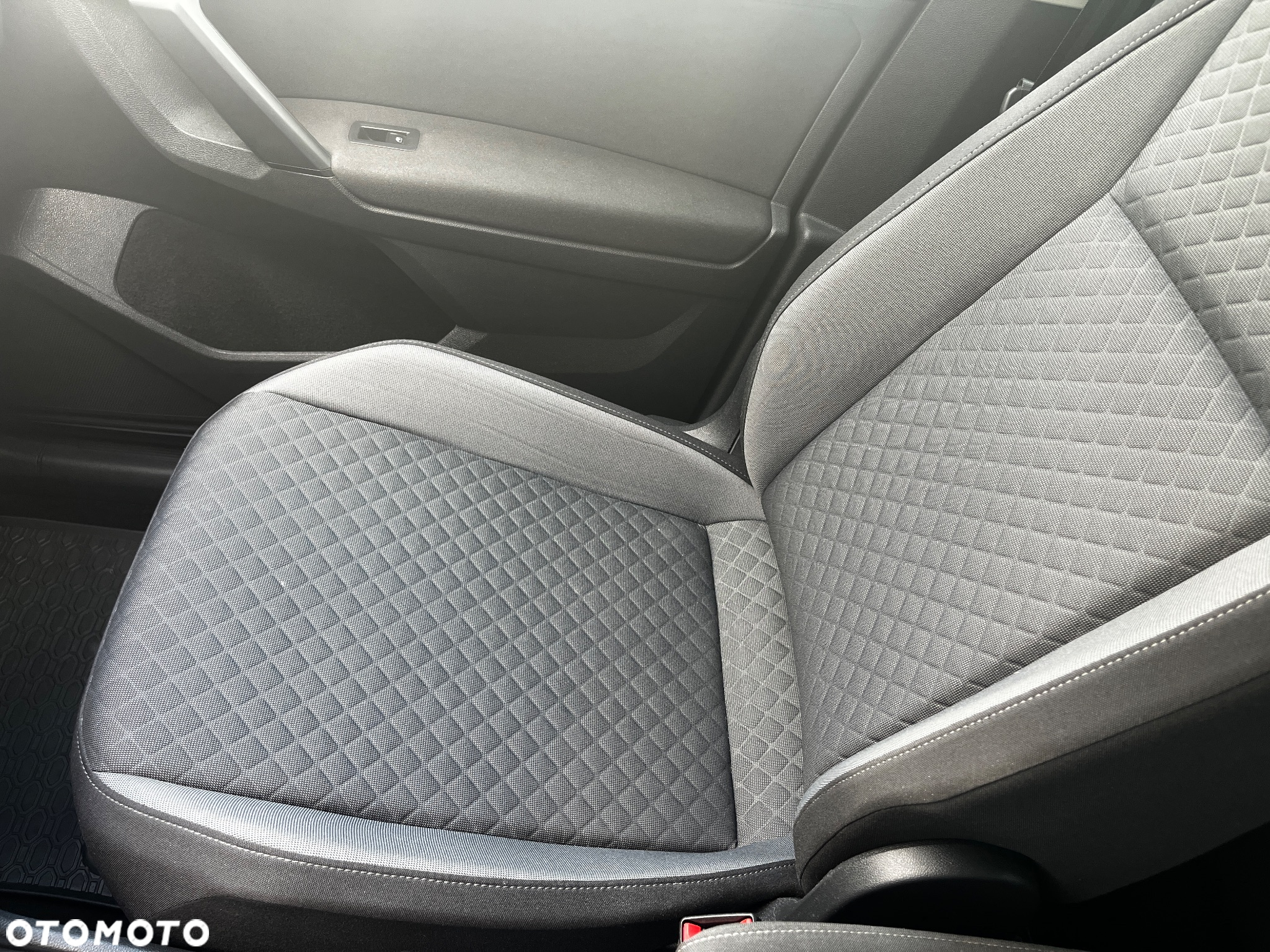 Volkswagen Tiguan 1.5 TSI OPF URBAN SPORT - 27