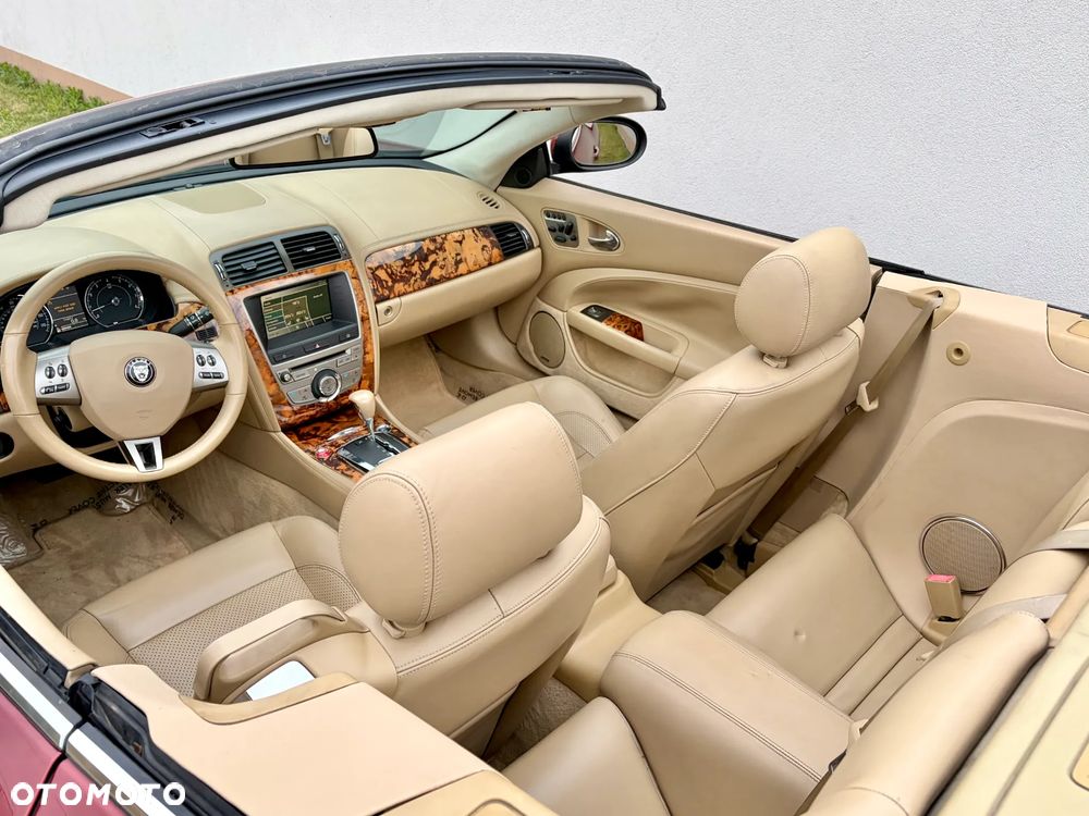 Jaguar XK 4.2 - 17